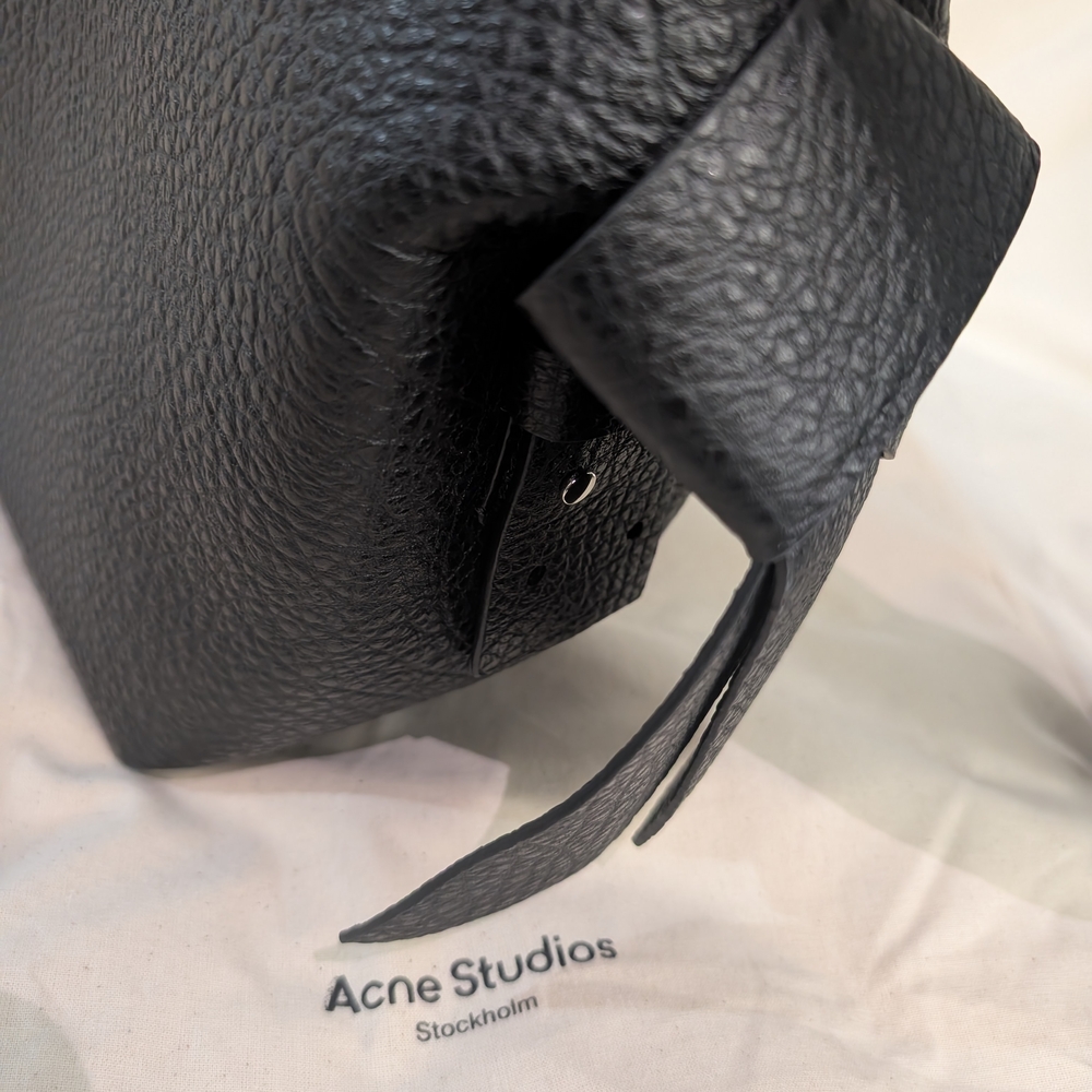 Acne Studios Musubi Mini Black Textured Leather Shoulder Bag New Without Tags - Picture 8 of 16